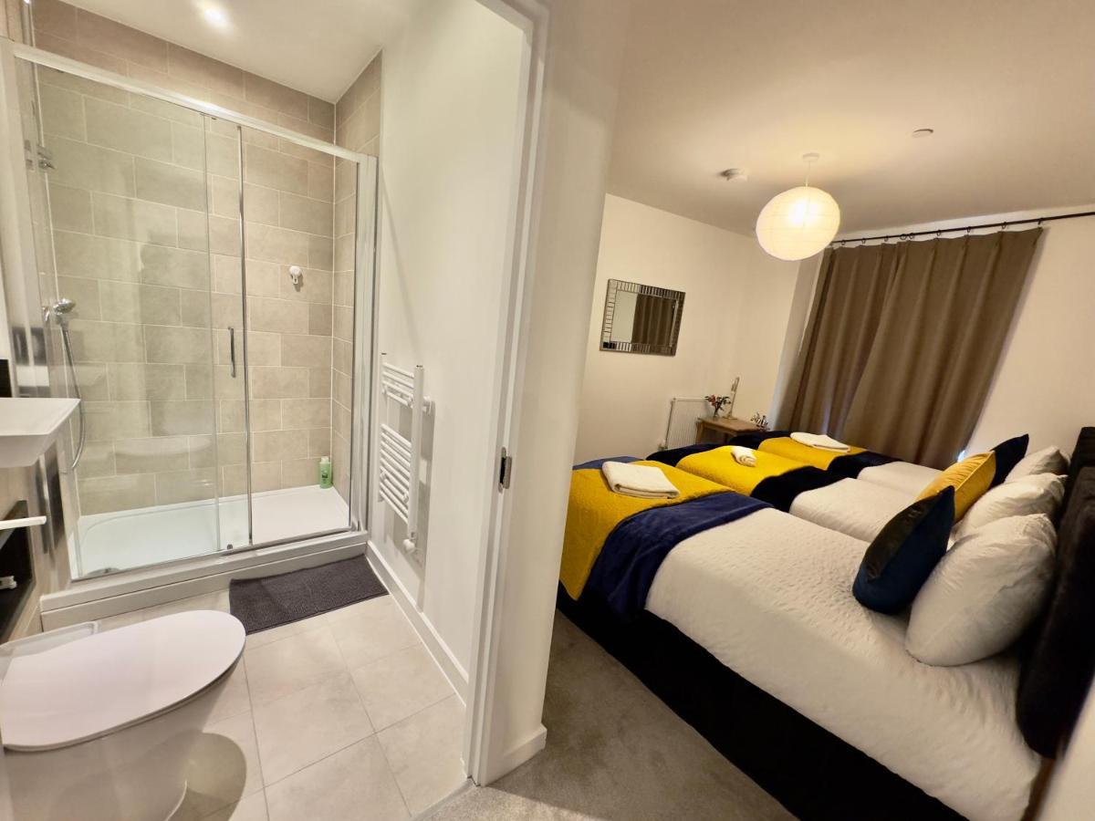 3Bedroom, 2Bathroom, Balcony,Luxury Flat Westfield Londýn Exteriér fotografie