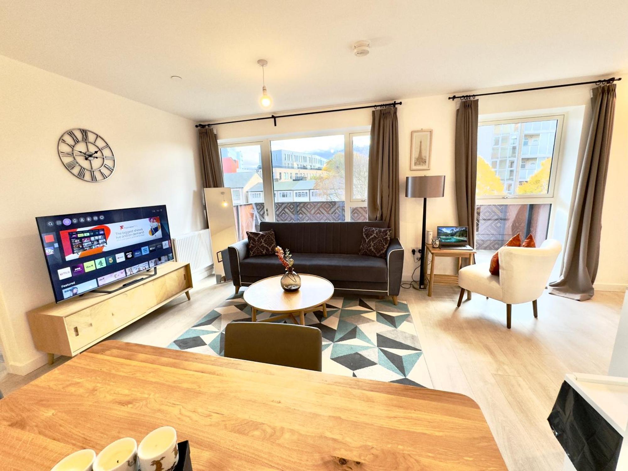 3Bedroom, 2Bathroom, Balcony,Luxury Flat Westfield Londýn Exteriér fotografie